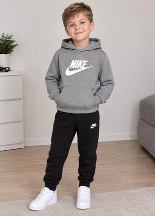 Костюм спортивний nike 116/122