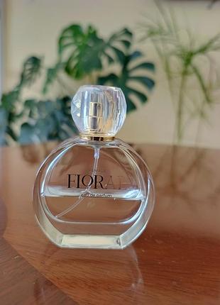 Парфюмированная вода female floral eau de parfum от бренда regency fragrances.