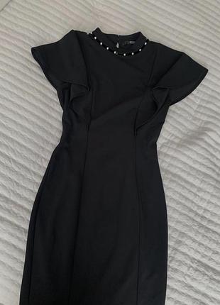 Коротка жіноча сукня guess чорна з перлами
