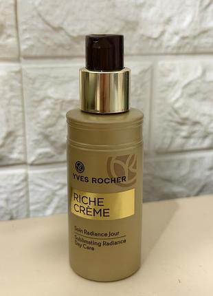 Денний крем для обличчя yves rocher sublimating radiance day care 50 мл