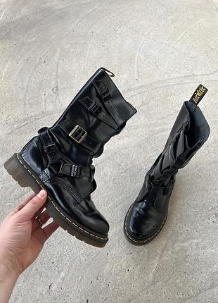 Шкіряні черевики dr. martens