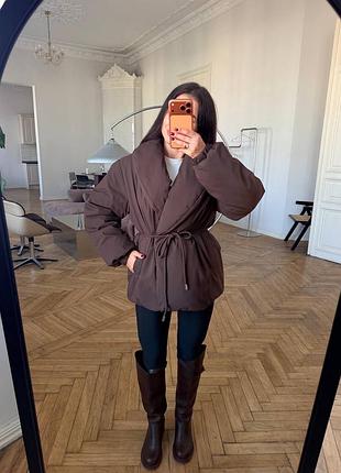 Теплий жіночий пуховик