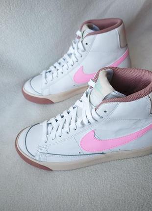 Натуральная кожа. оригинал! кроссовки nike р. 37,5 стелька 24 см