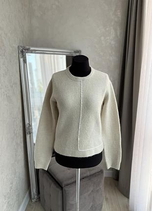 Молочний светр zara