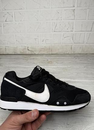 Удобные кроссовки nike venture runner размер 38-38.5