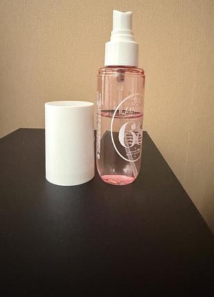 Sol de janeiro brazilian crush cheirosa '68 beija flor perfume mist.