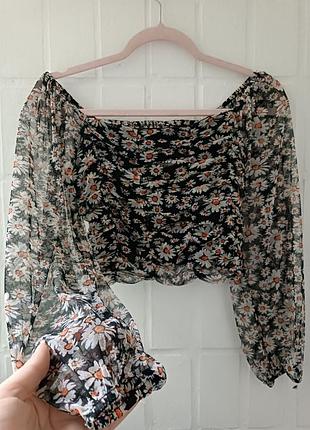 Отличная женская кофточка укороченная в сеточку bershka