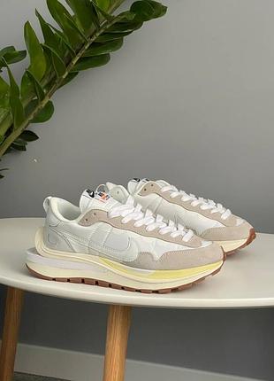 Nike x sacai vaporwaffle sail gum dd1875-100
