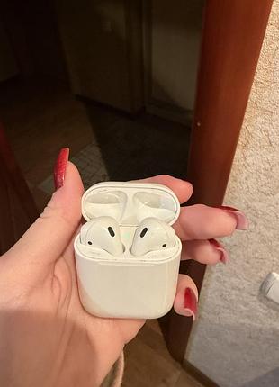 Навушники airpods 1 покоління