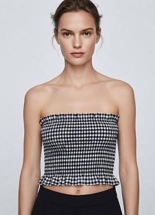 Стильный топ-бандо в черно-белую клетку от zara