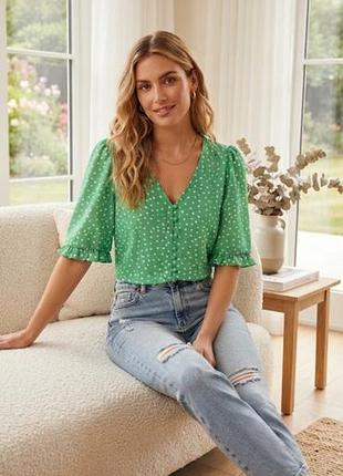 Очень красивая блузка топ блуза от marks &amp; spencer 6(34) р-р