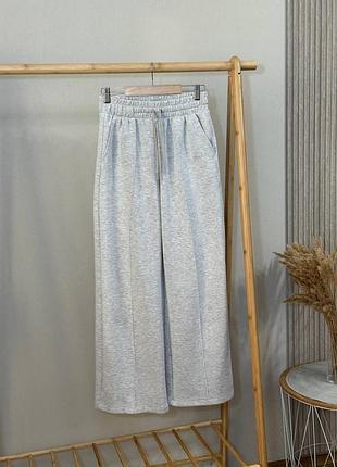 Штани палаццо жіночі bershka. дуже мʼякенькі. гарно сідають  •розмір s