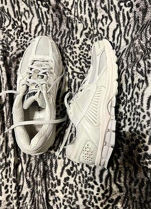 Кросівки nike vamero 5