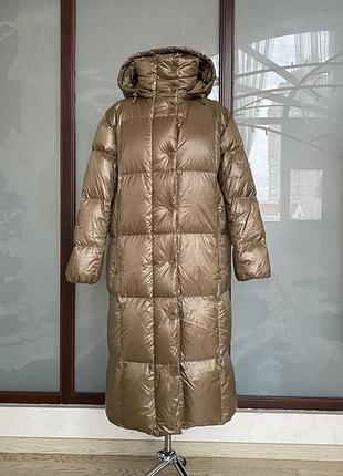 Пуховик жіночій довгий беж massimo dutti
