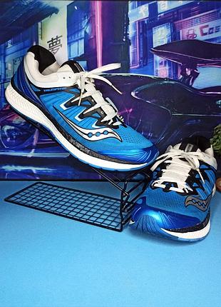 30см saucony кросівки
