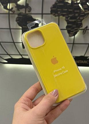 Качественный чехол silicone case с микрофиброй для iphone 15,чехол-накладка с микрофиброй для айфон 15 (желтый)