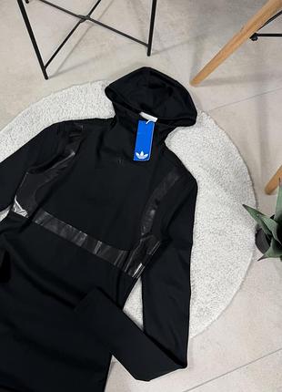 Сукня від adidas