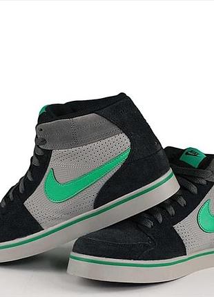 Кросівки nike ботинки