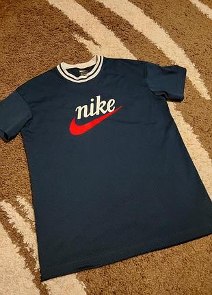 Оригінальна сітчаста футболка nike sportswear heritage mesh logo (ретро-стиль) р.м-л