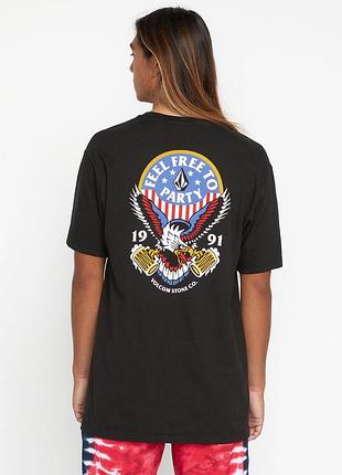 Volcom freedomeagle men’s tee, оригінал, чоловіча футболка xl, стан як нова, стильний принт з орлом, streetwear/skate