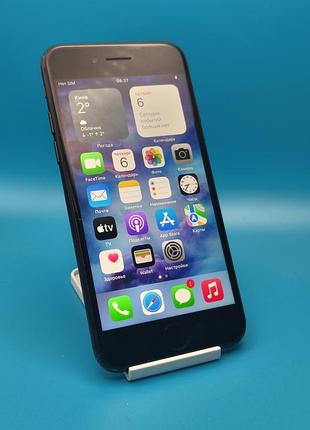 Продам iphone 7 128 gb (black / matte black)  / акб 77%