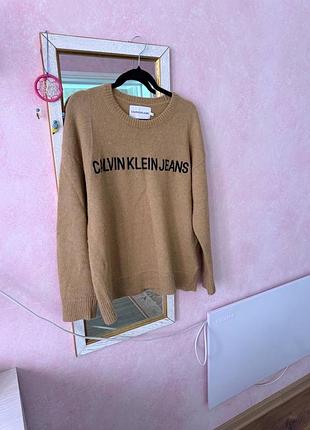 Светр теплий бежевий жіночий calvin klein jeans