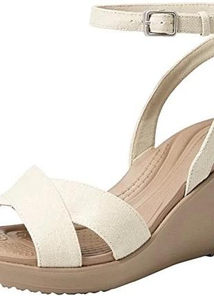 Босонiжки crocs leigh w6 бежевий