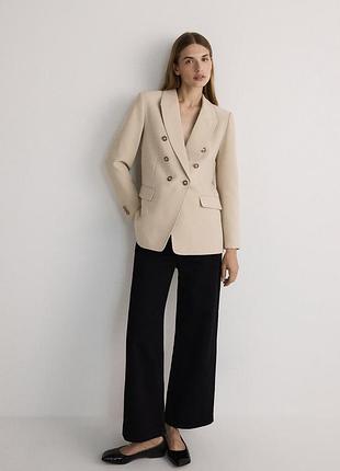 Піджак жіночий двобортний slim fit бежевий
