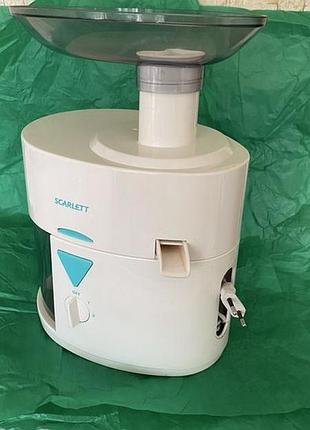 Соковитискач scarlett sc-011