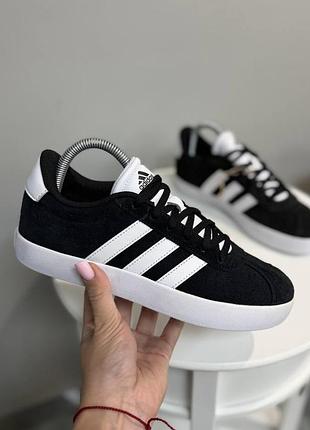Новые брендовые кроссовки adidas (оригинал)