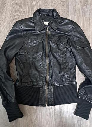 Кожаная куртка zara