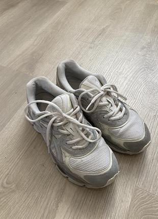 Кросівки унісекс asics gel-nyc світло-сірі, розмір 40.5, устілка 26 см