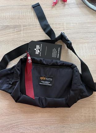 Бананка унісекс alpha industries чорна