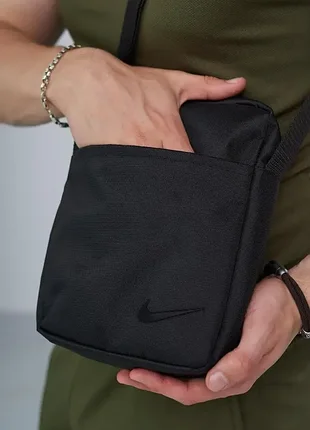 Спортивна сумочка nike барсетка через плече найк крос боді