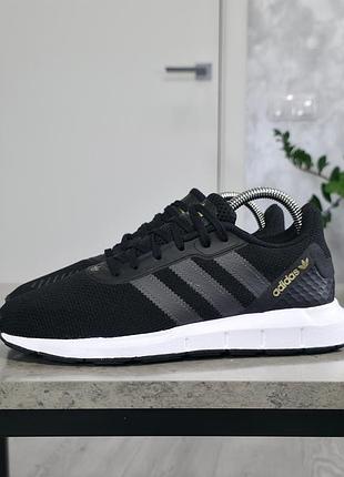 Кроссовки adidas оригинал