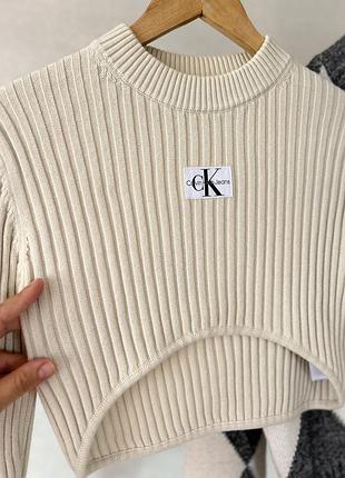 Стильний лонгслів в рубчик calvin klein 3