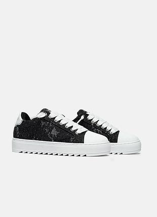 Numeris acrylic black 5
