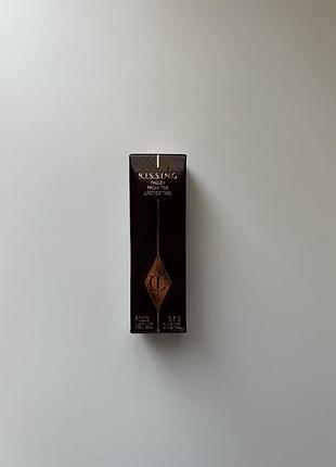 Помада для губ charlotte tilbury kissing