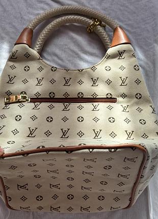 Сумочка louis vuitton бежева 2