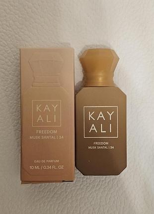 Парфумована вода kayali musk santal 10ml