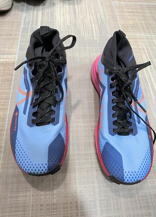 Женские кроссовки nike trail gore-tex, 38,5 размер, сине-розовые