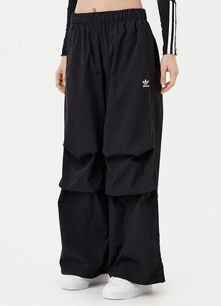 Спортивні штани жіночі широкі adidas originals essential