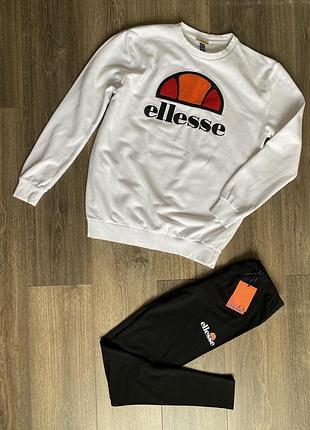 Стильний спортивний комплект ellesse білий світшот з великим фірмовим логотипом та чорні лосини