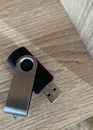 Флешка 32 gb 2