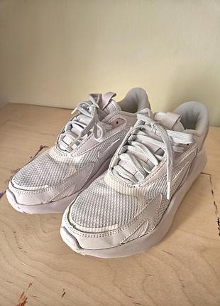 Кросівки жіночі nike air max bolt, розмір 38