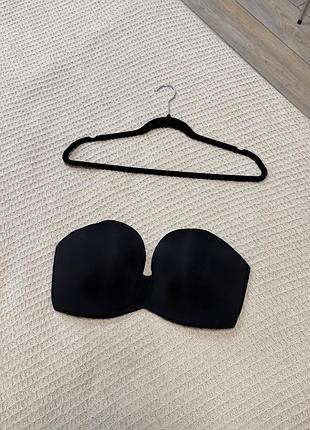 Легендарний бюстгальтер wonderbra 70g 32f чорного кольору без бретельок з унікальною системою підтримки