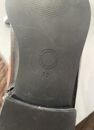 Стильні ботінки на замочку 5