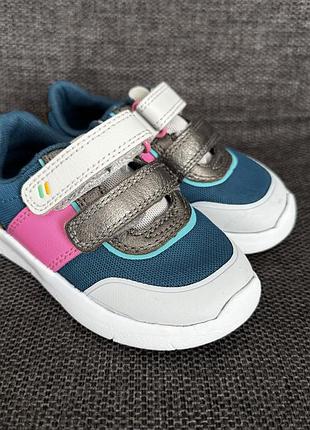 Кросівки clarks дівчинці 22 р