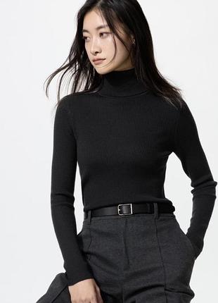 Шерстяной гольф uniqlo
