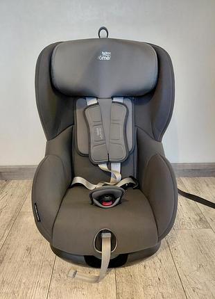 Автокрісло britax römer trifix2 i-size